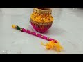#मटकी को ऊन से कैसे सजाएं | Matki And Bansuri Decoration Idea For #Janamashtmi | #CraftLas