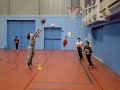 Première séance d'initiation au basket ball