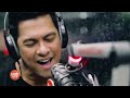 Gary Valenciano sings 