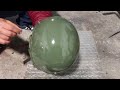 How to Repaint a Motorcycle Helmet / Wie man einen Motorradhelm neu lackieren mit Spraydose