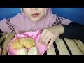 Makan Combro yang Gurih dan Renyah! | Enjoying Crispy and Savory Combro Snacks!