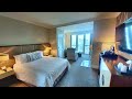 Fontainebleau Hotel Miami Beach Florida (Hotel & Room Tour)