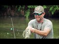 Uncle Si sneaks over to Willies Private Pond for a fish fry at Stones