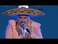 Vicente Fernández - Ando Que Me Lleva (En Vivo)[Un Azteca en el Azteca]