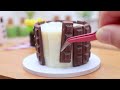 Kue KitKat Menakjubkan 🍫 Ide Dekorasi Kue Miniatur KitKat yang Lezat, KitKat Pelangi