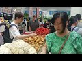 Rp 20.000 Hanya dapat 1/2 kg Tomat. Cek harga Sayuran Di Pasar tradisional Wan Chai  Hong Kong