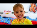 Vlad y Niki juegan con fotos | Videos divertidos para niños
