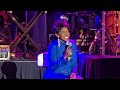 Gladys Knight cries singing The Way We Were 2024-04-26