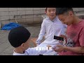 Eid day celebration｜kids handing out cookies｜Chinese muslim