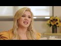 Kelly Clarkson Opens Up About Her New Variety Talk Show, Health Scare & More | PeopleTV