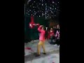 Rompiendo piñatas